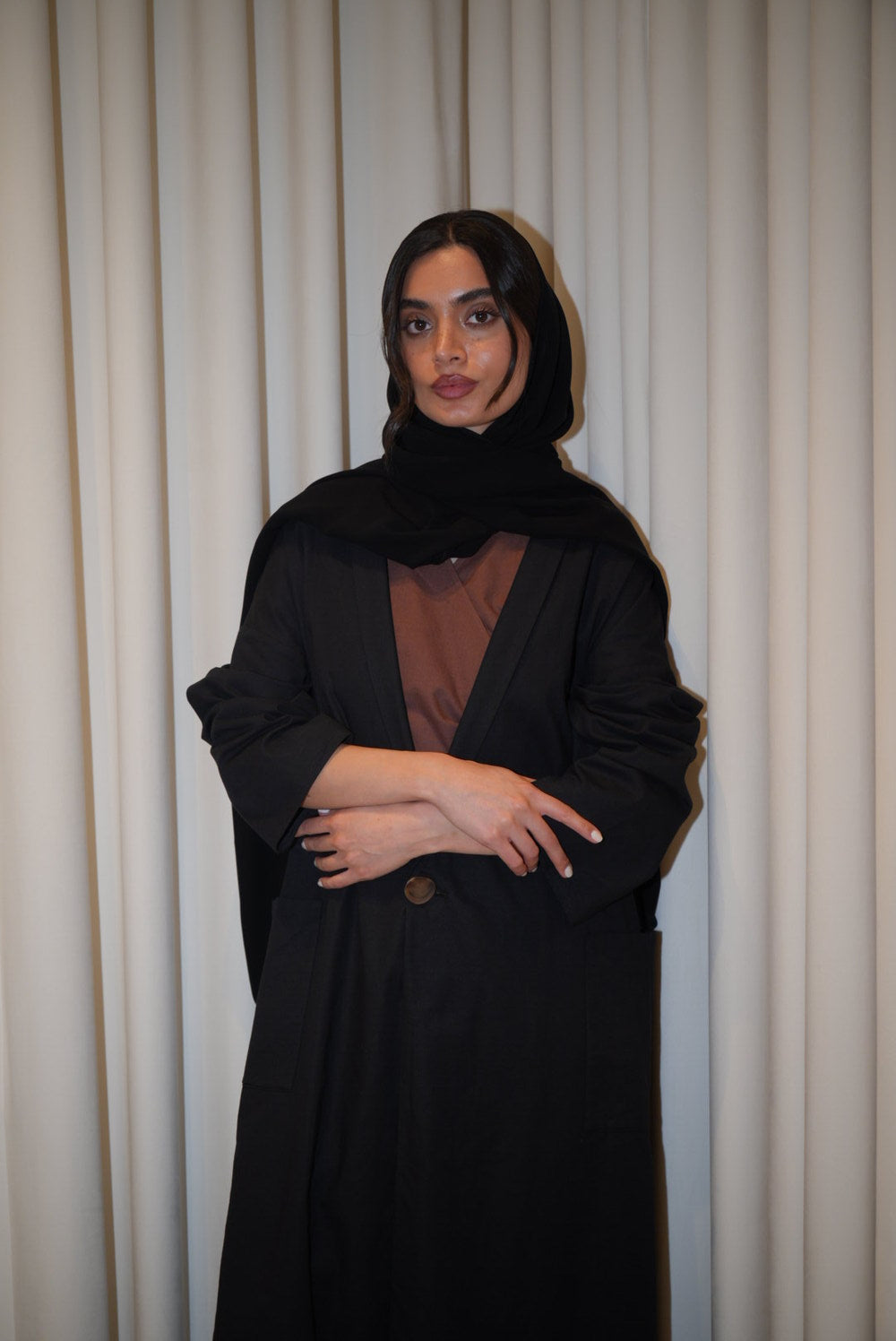 4 SET SINGLE BUTTON ABAYA