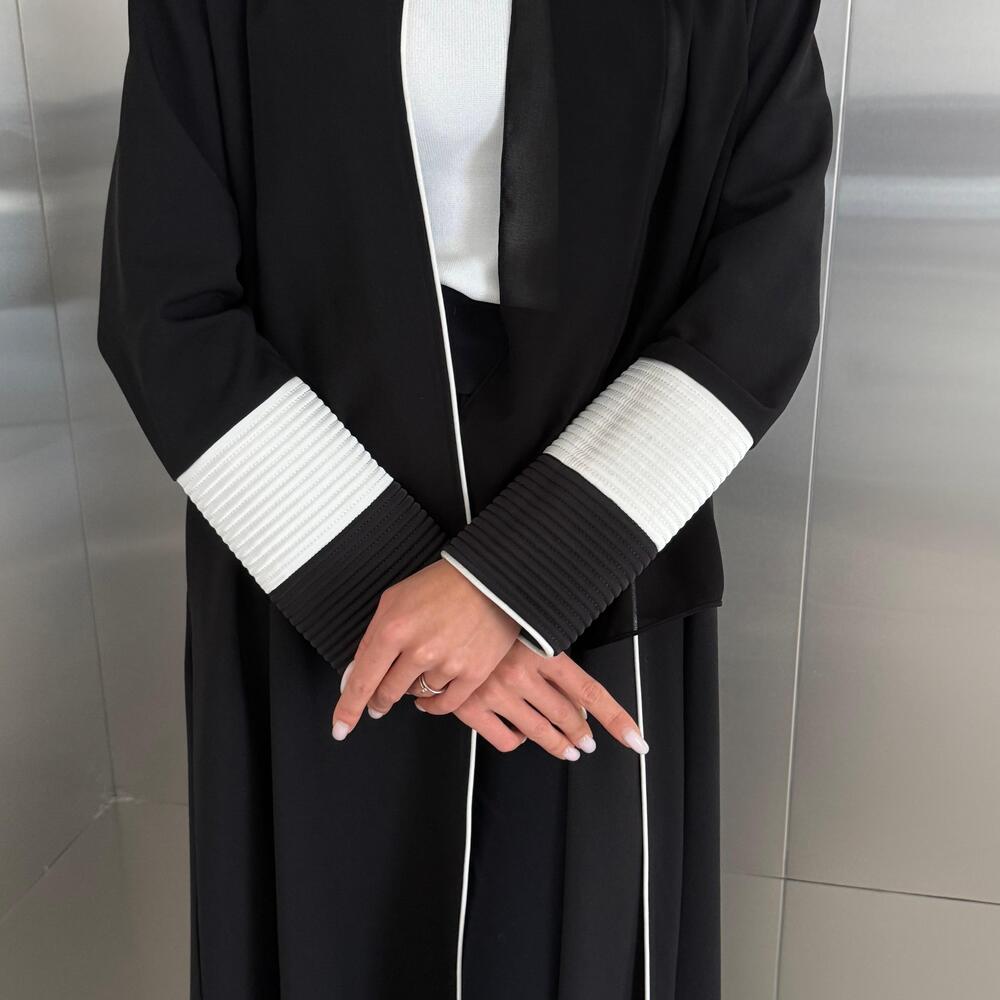 RIBBED CUFFS ABAYA
