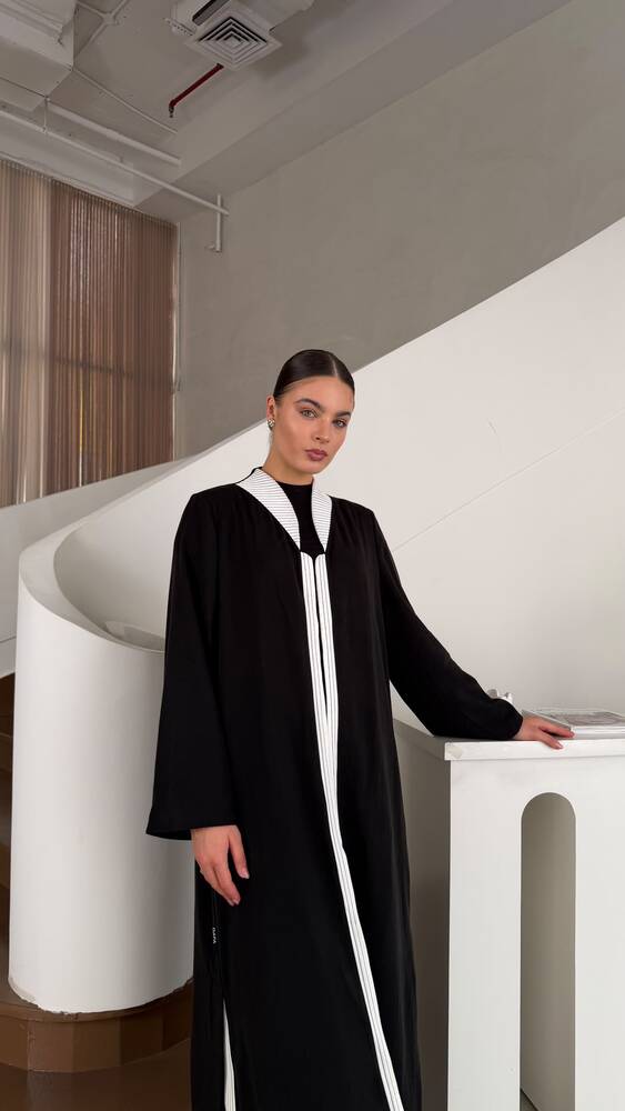 AURA ABAYA